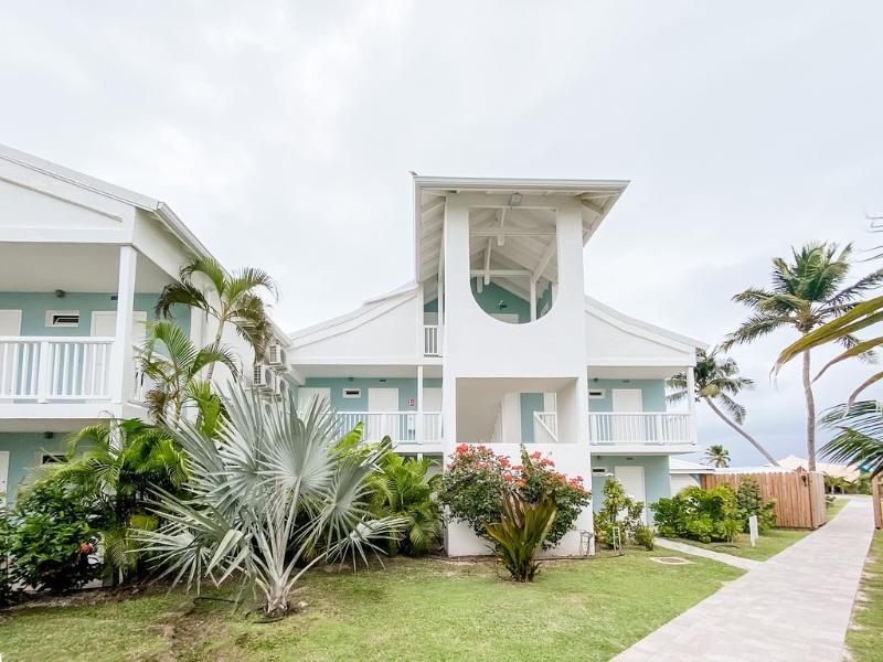 La Playa Orient Bay Hotel Exterior photo